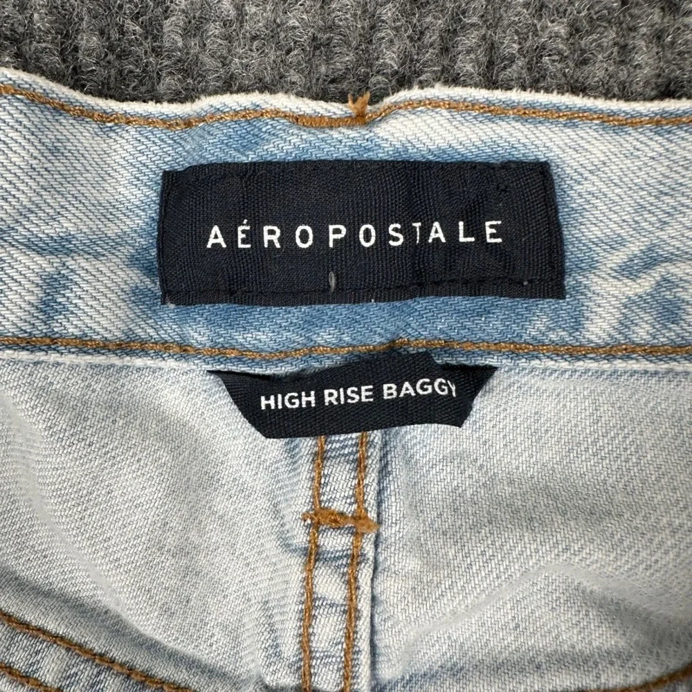 Aeropostale High Rise Baggy Jeans Size 2 Short‎ Light Wash Blue Denim Wide Leg